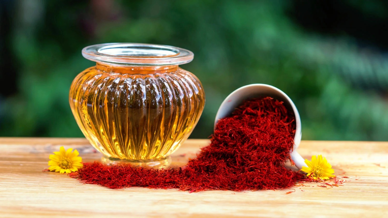 خاصیت روغن زعفران