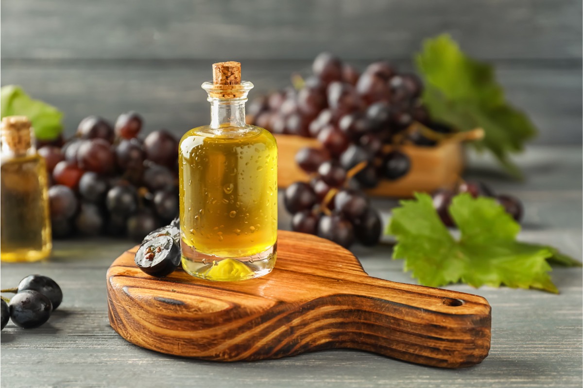 خواص روغن هسته انگور