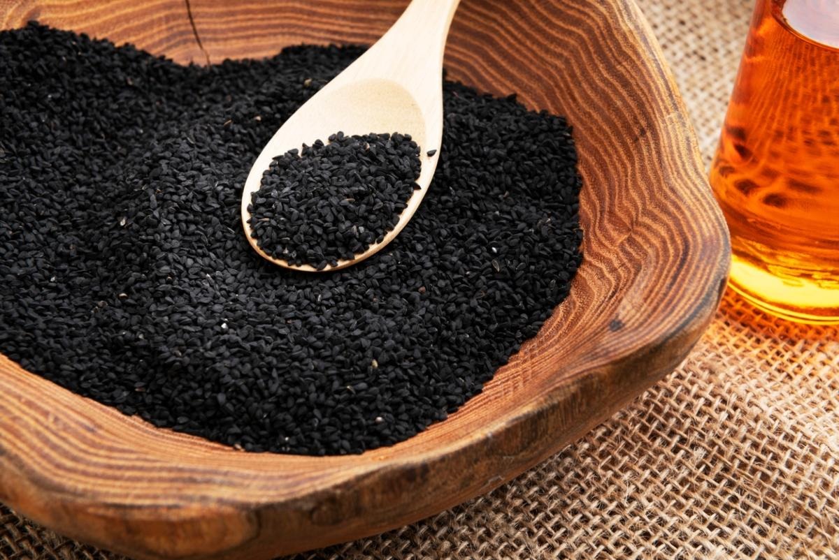 روغن سیاه دانه